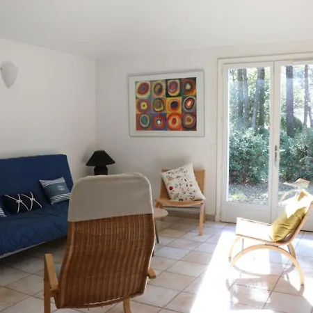 De Charme En Pinède, 4 Climatisées, Accès Direct - Fr-1-100-209 *