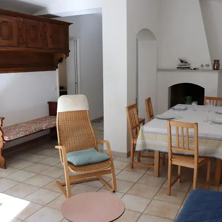 De Charme En Pinede, 4 Climatisees, Acces Direct - Fr-1-100-209 Cavalaire-sur-Mer