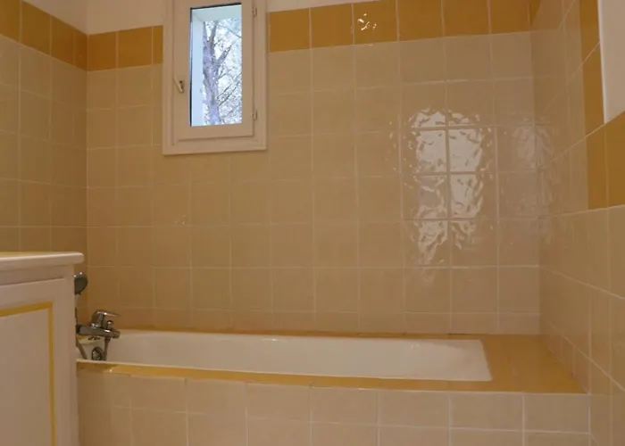 De Charme En Pinede, 4 Climatisees, Acces Direct - Fr-1-100-209 * Cavalaire-sur-Mer