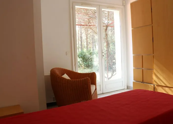 Villa De Charme En Pinede, 4 Climatisees, Acces Direct - Fr-1-100-209