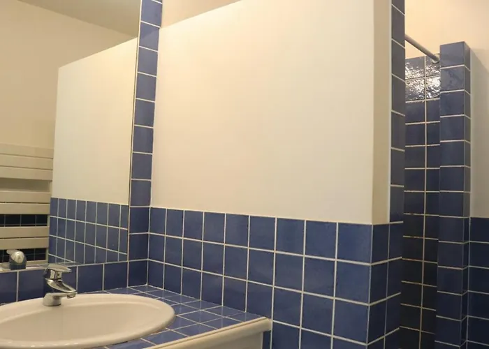 De Charme En Pinede, 4 Climatisees, Acces Direct - Fr-1-100-209 Villa *