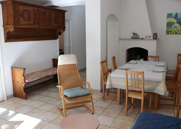 De Charme En Pinede, 4 Climatisees, Acces Direct - Fr-1-100-209 Cavalaire-sur-Mer