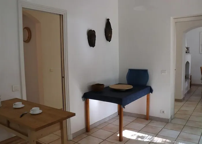 Villa De Charme En Pinede, 4 Climatisees, Acces Direct - Fr-1-100-209 *